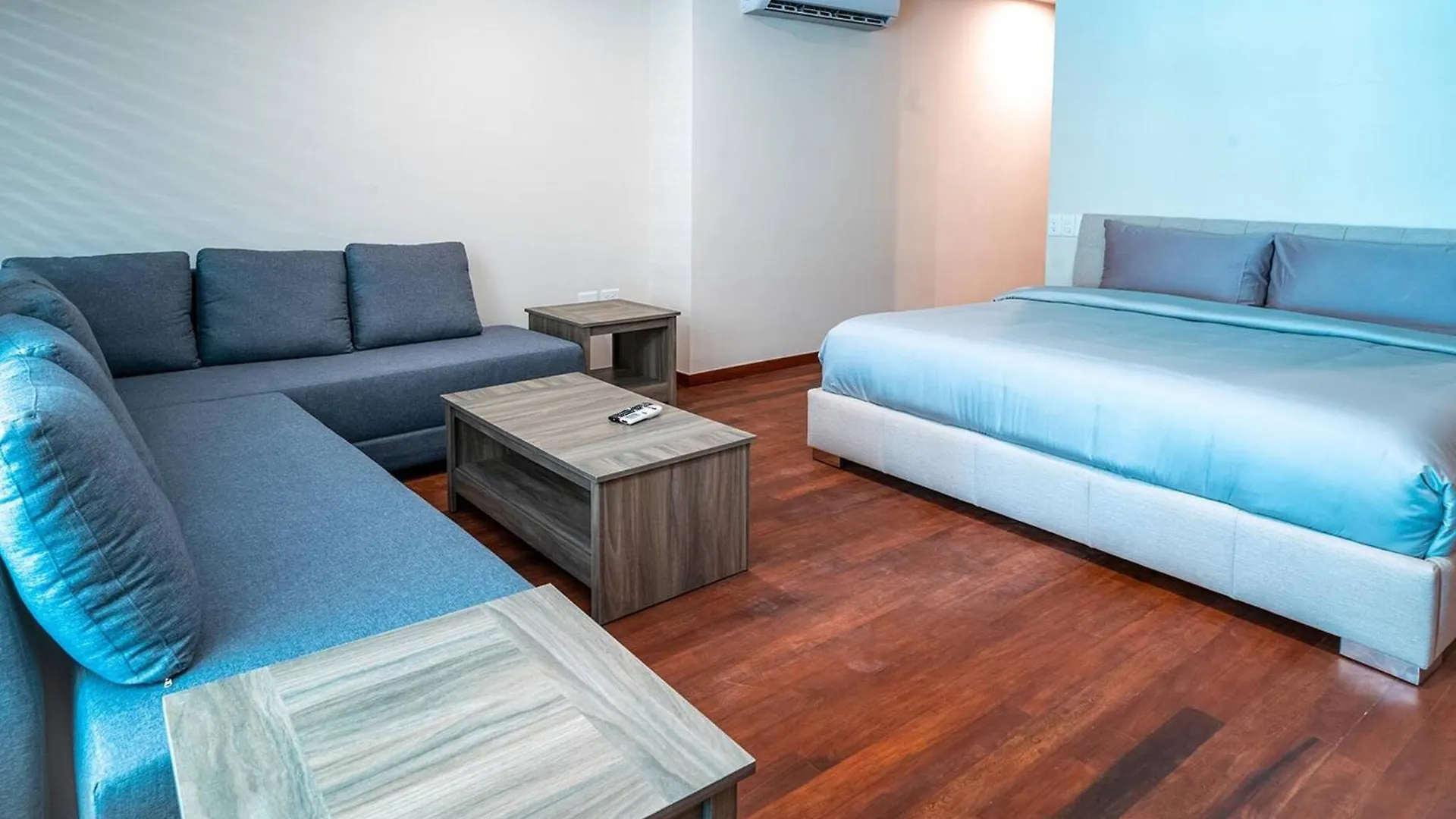 Anahuac - Luxury Condo 3 Bedroom residence in Playacar 2 - At AWA Residences Playa del Carmen Сasa de vacaciones